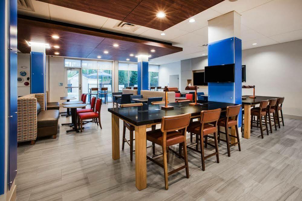 Holiday Inn Express Hotel & Suites Boston - Marlboro By Ihg Hudson Exteriér fotografie